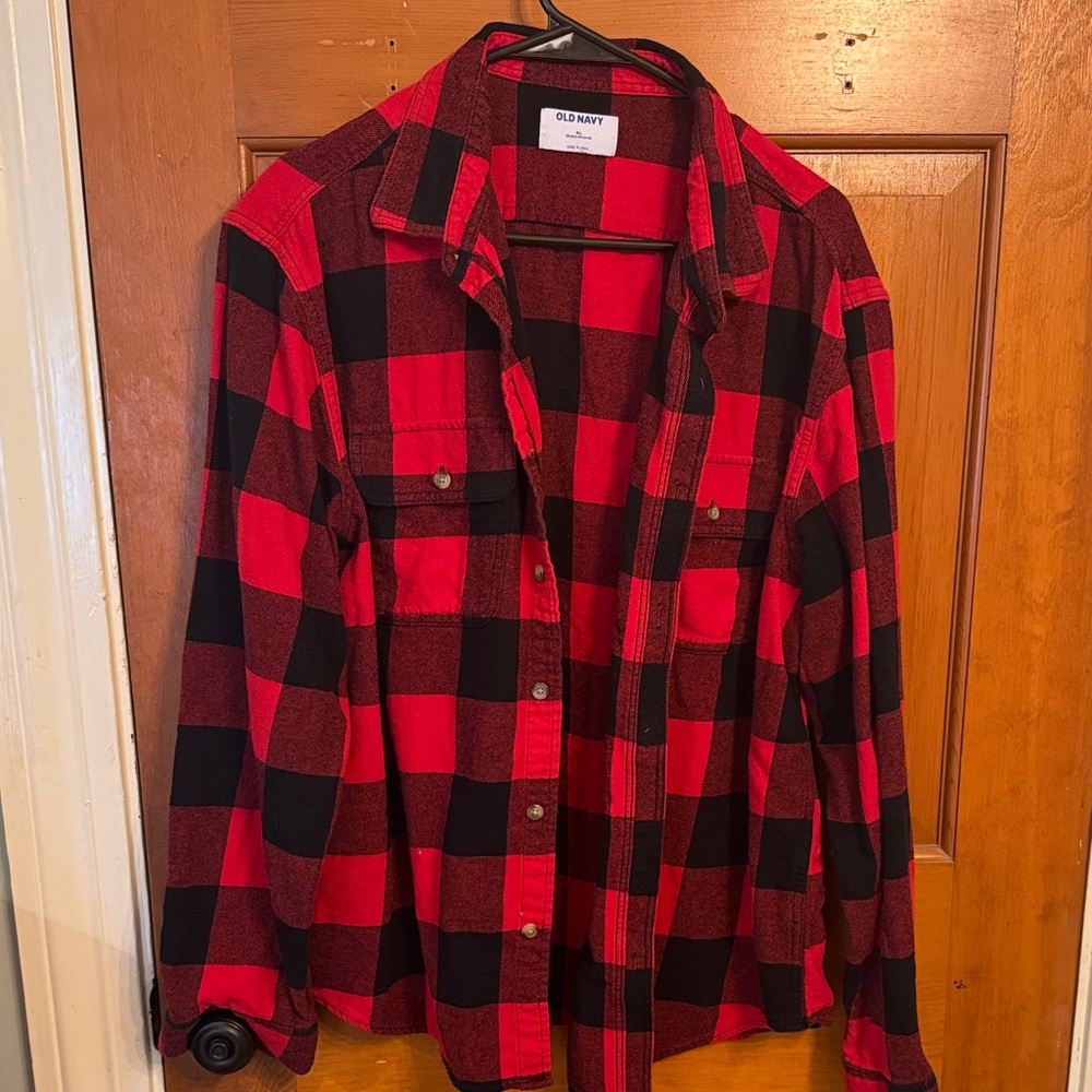 Old Navy Red and Black Plaid Casual Button Down Shirt